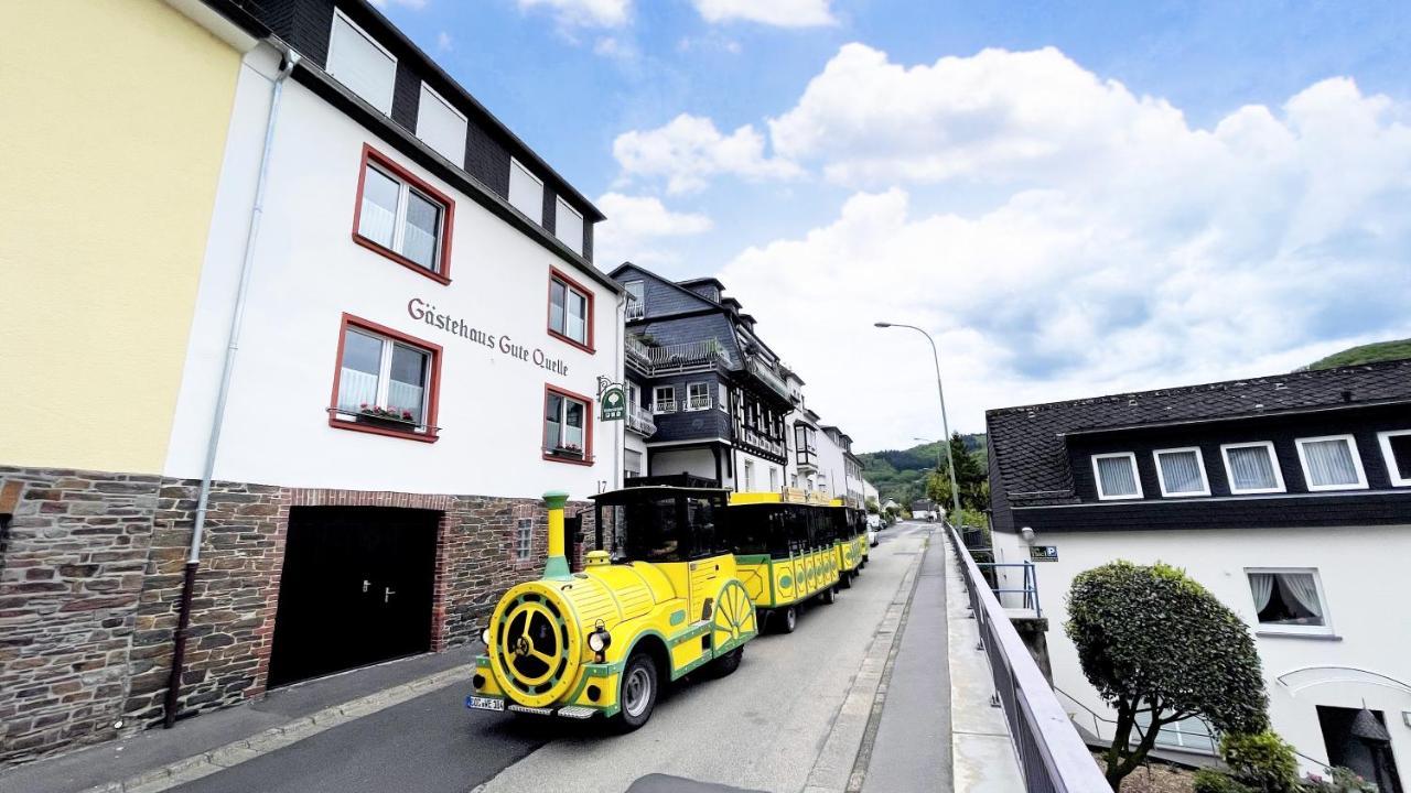 Hotel Und Gaestehaus Gute Quelle Cochem Esterno foto