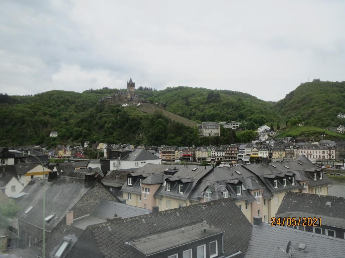 Hotel Und Gaestehaus Gute Quelle Cochem Esterno foto